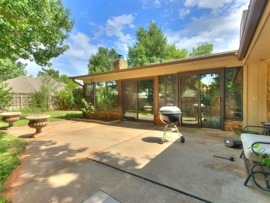 6105 Sudbury Drive, Oklahoma City, OK 73162 - #3
