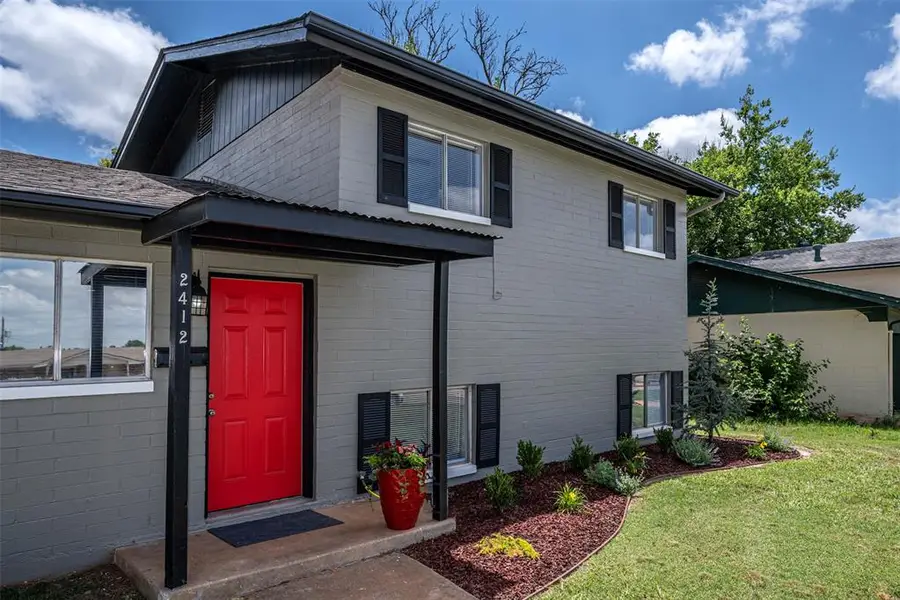 2412 Piccadilly Circle, Moore, OK 73160 - #2