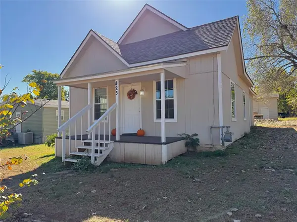 423 Loy Street, Meeker, OK 74855