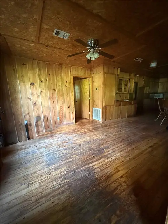 913 W Sherry Lane, Broken Bow, OK 74728 - #2