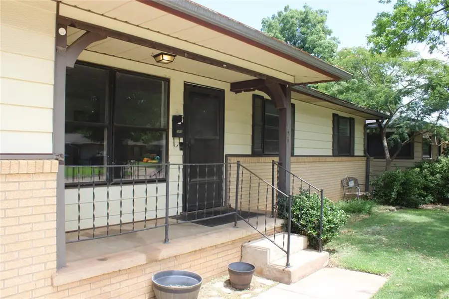 1418 Gannon Avenue, Enid, OK 73703 - #2