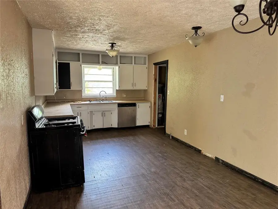 107 W Juneau Street, Purcell, OK 73080 - #3