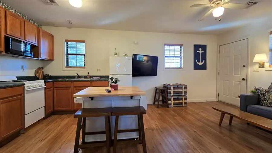 240 W French Street, Eufaula, OK 74432 - #2