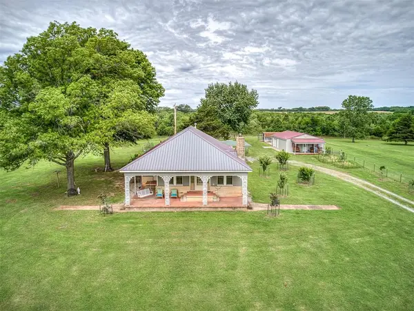 3965 State Highway 18 Highway, Fairfax, OK 74637