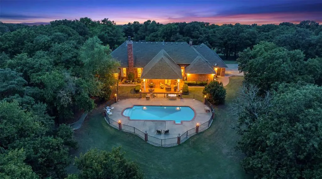 2 S Arcadian Oaks Drive, Edmond, OK 73034 - #1