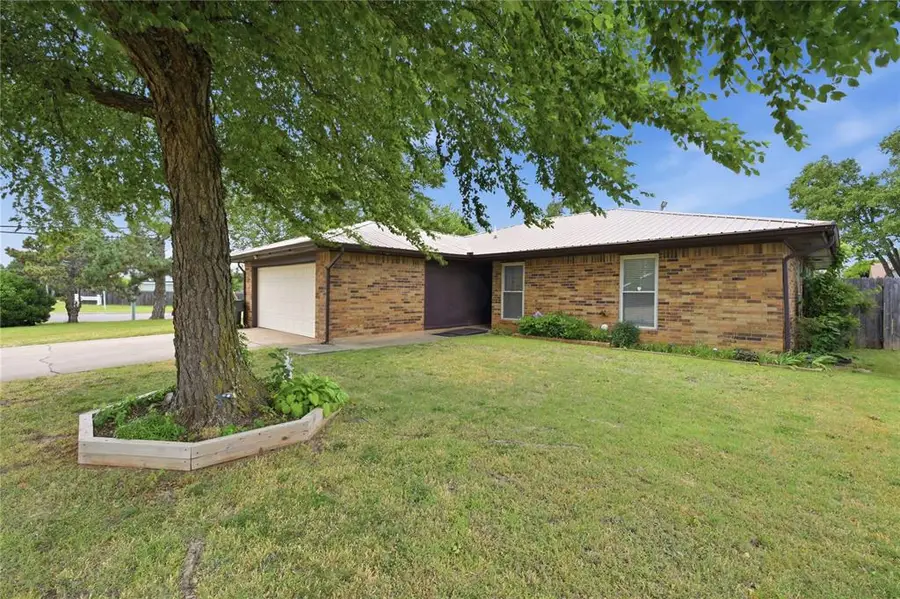 1331 Alviola Avenue, Oklahoma City, OK 73110 - #2