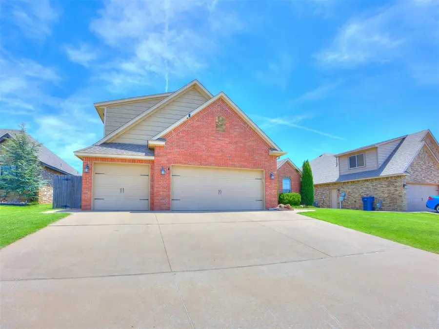 712 Kearny Lane, Yukon, OK 73099 - #2