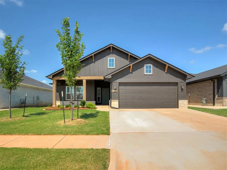 3720 Alta Vista Drive, Norman, OK 73069 - #3