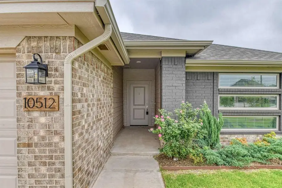 10512 NW 31st Place, Yukon, OK 73099 - #3