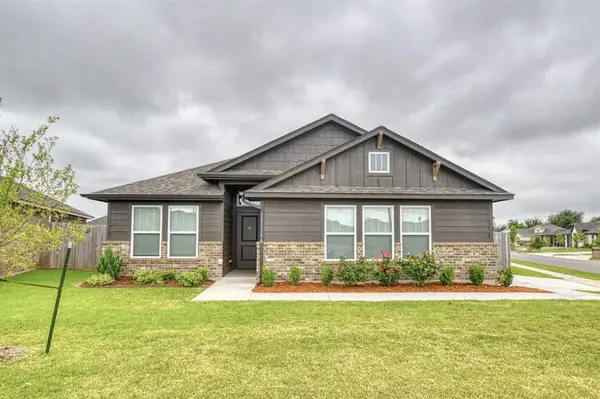 10516 NW 31st Place, Yukon, OK 73099