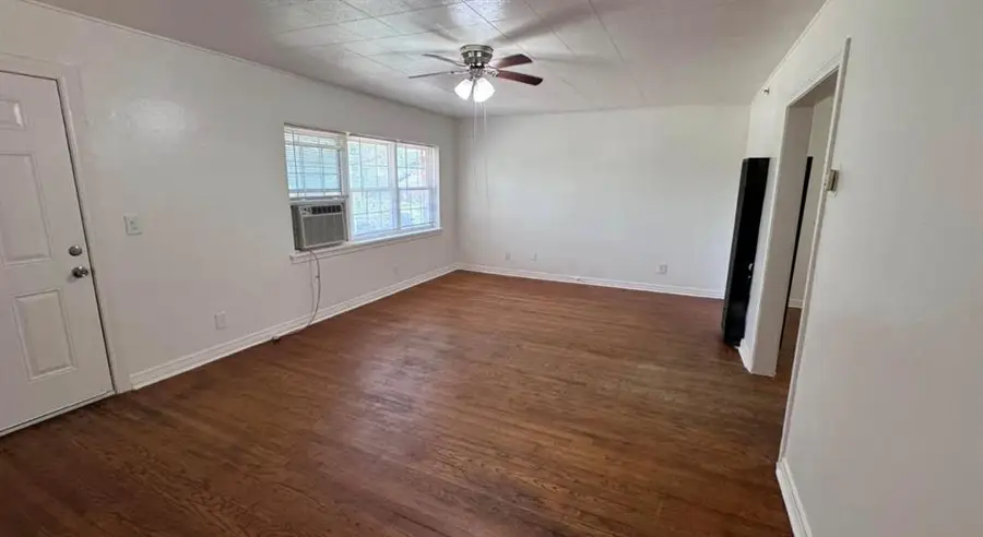 111 SW 26th Street, Oklahoma City, OK 73109 - #2