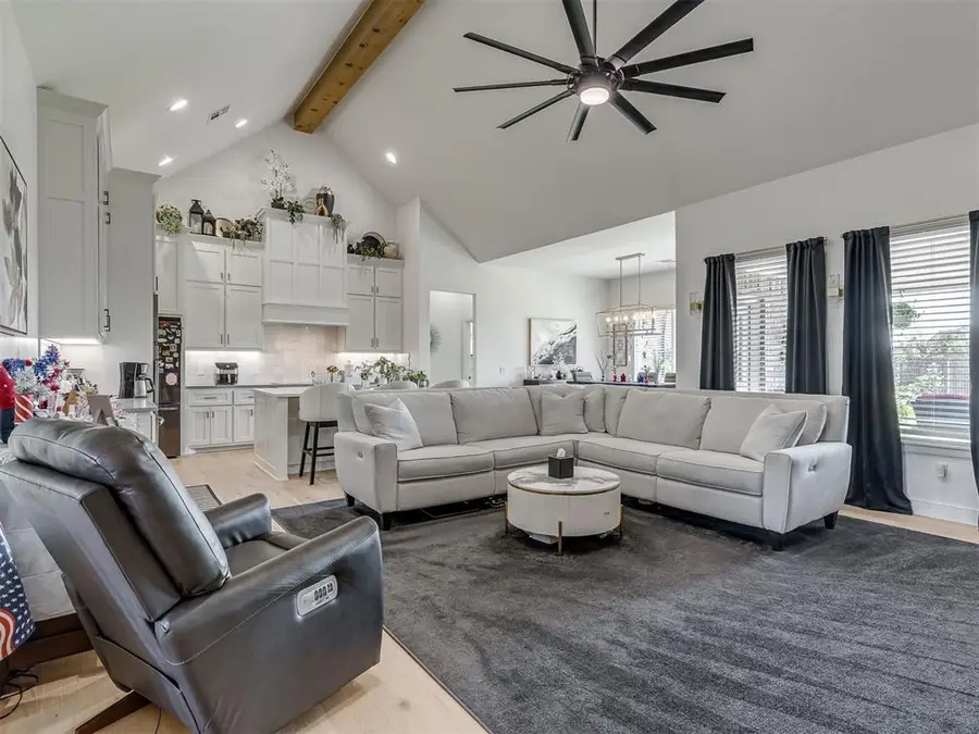 208 Braxton Way, Yukon, OK 73099 - #3