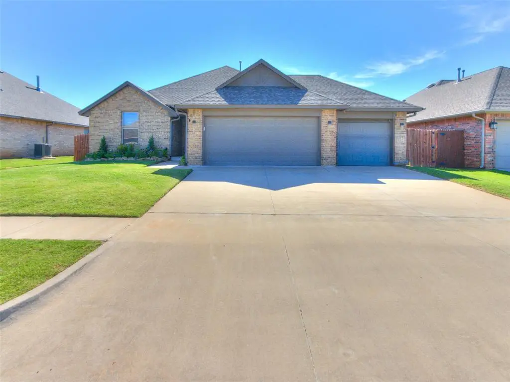 8921 Stacy Lynn Lane, Yukon, OK 73099 - #1