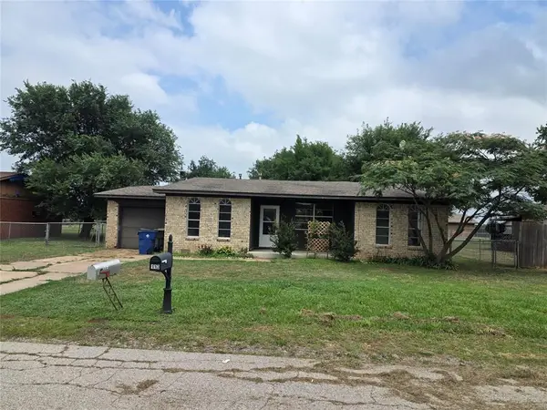 113 Glenhaven Drive, Chickasha, OK 73018