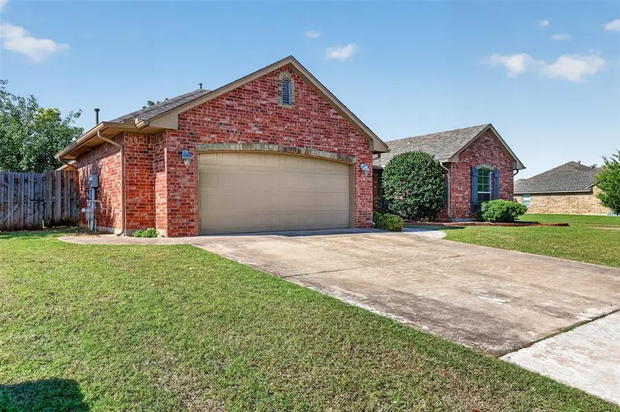 346 Pacific Crest Trail, Edmond, OK 73003 - #3