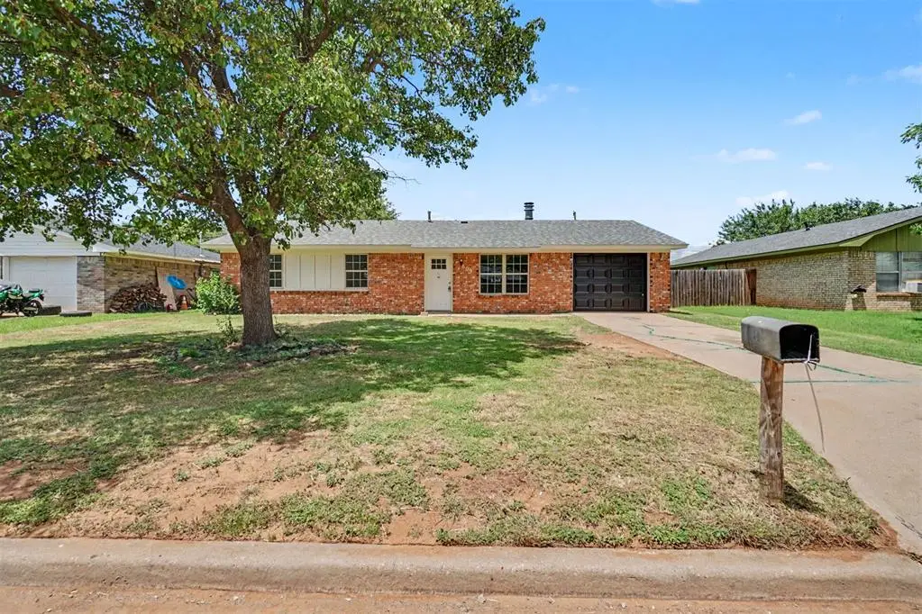 609 Libra Street, Altus, OK 73521 - #1