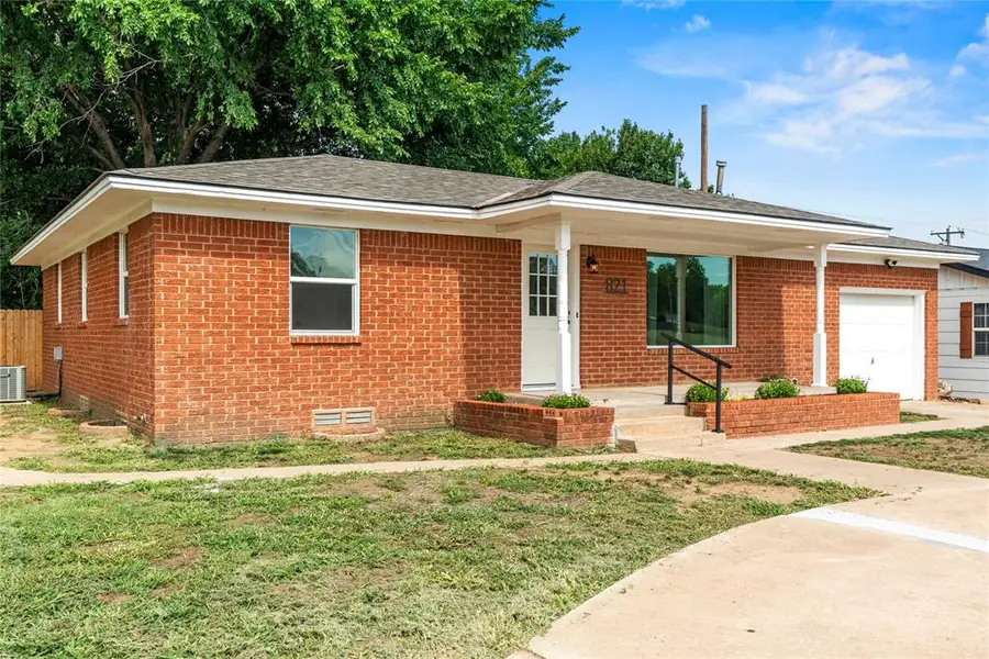 821 N Clarence Nash Boulevard, Watonga, OK 73772 - #2