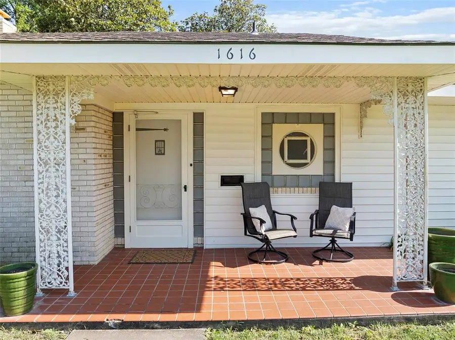 1616 SW 6th Street, Ardmore, OK 73401 - #2