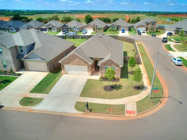 9005 NW 149th Terrace, Yukon, OK 73099
