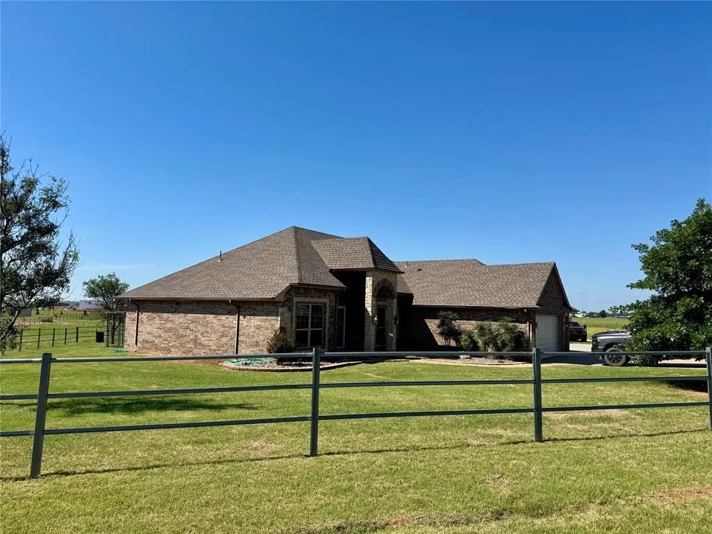 24352 E 1006 Road, Weatherford, OK 73096 - #1