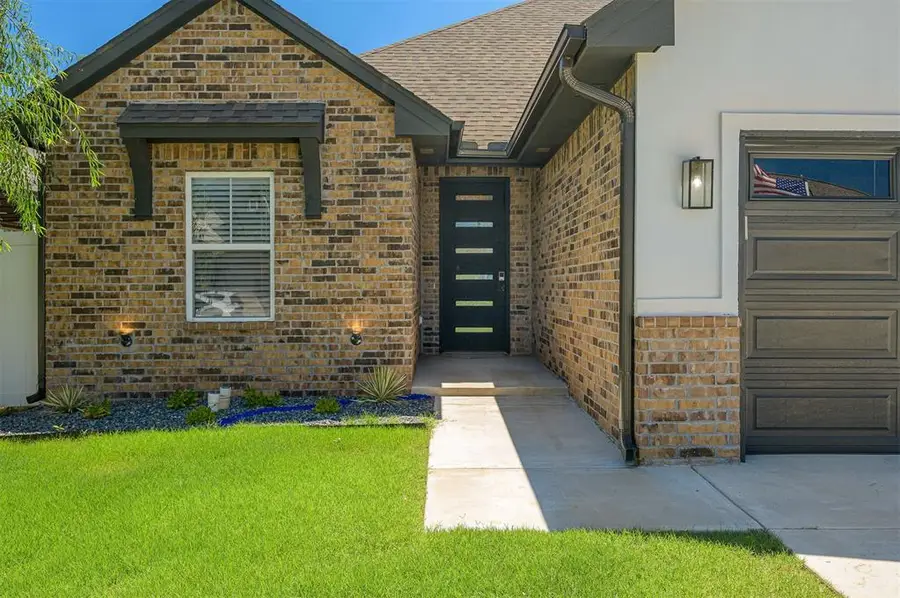 2582 Shady Hollow Drive, Choctaw, OK 73020 - #2