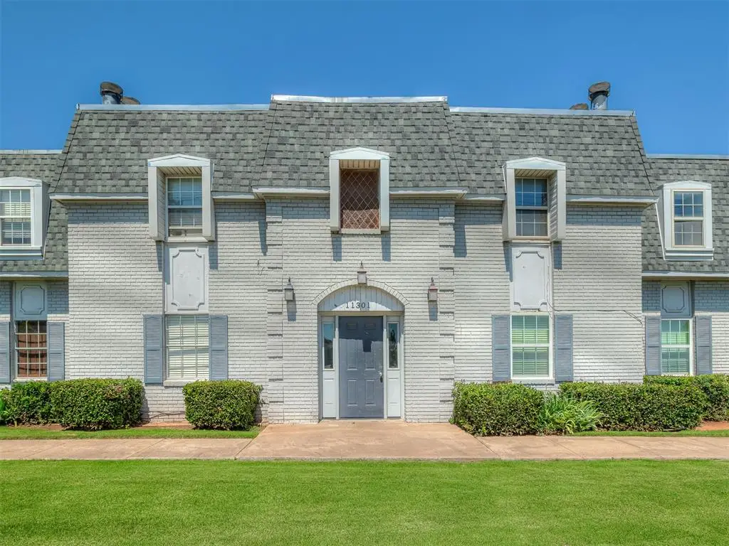11301 N May Avenue #C, Oklahoma City, OK 73120 - #1