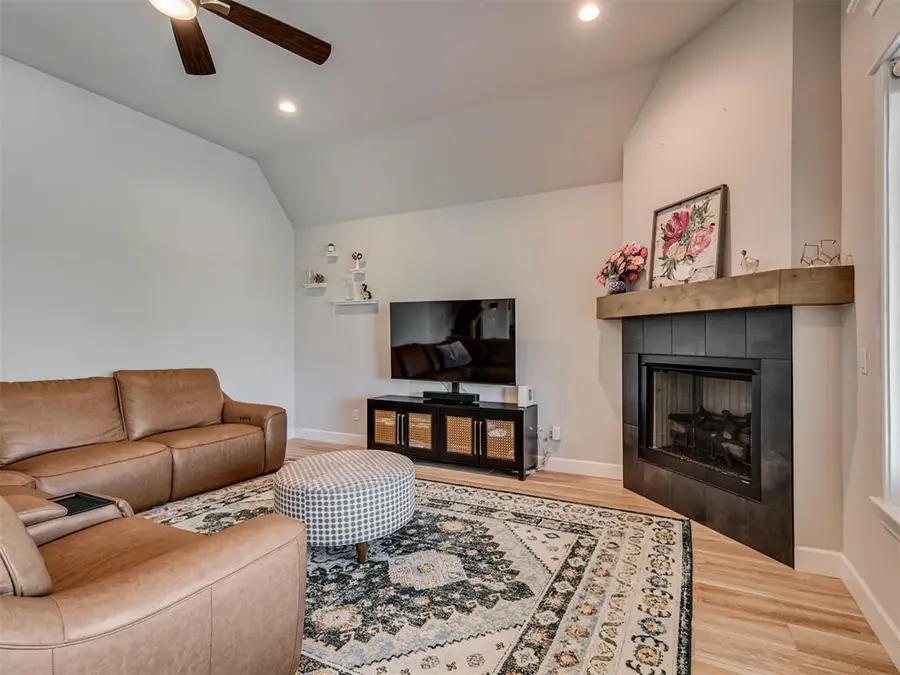 14217 White Falls Lane, Edmond, OK 73025 - #3