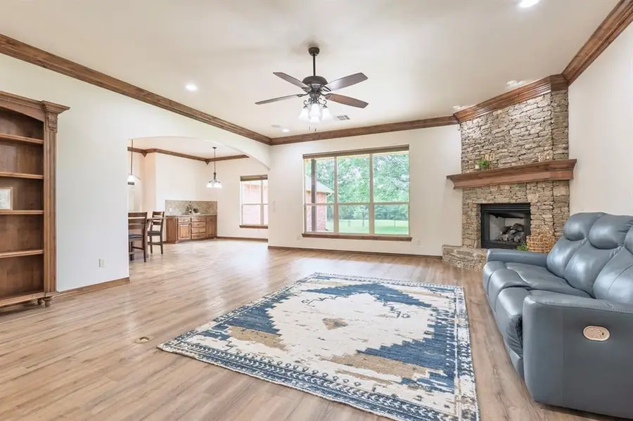 5470 N Bryan Avenue, Shawnee, OK 74804 - #3