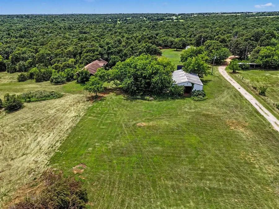 9925 S Anderson Road, Guthrie, OK 73044 - #2