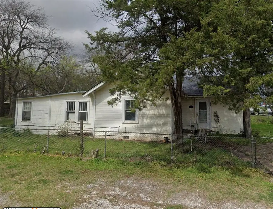 132 S Flood Avenue, Norman, OK 73069 - #3