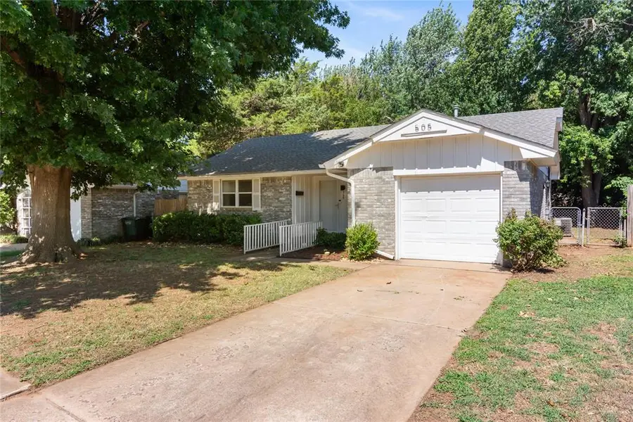 505 Meadow Lake Drive, Edmond, OK 73003 - #2