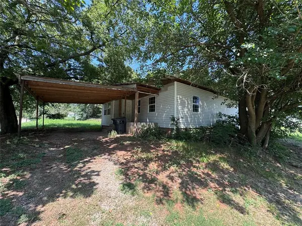 830 S 2nd Street, Purcell, OK 73080