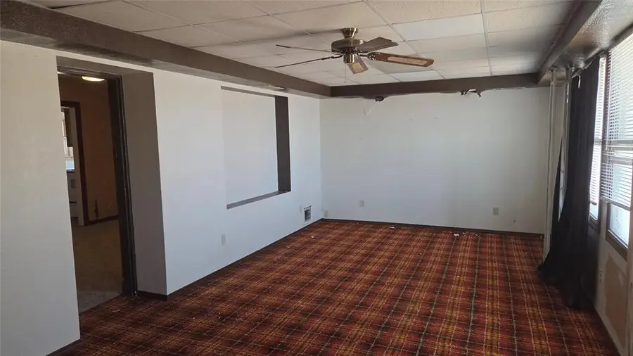 419 N Arapaho Avenue, Hydro, OK 73048 - #2