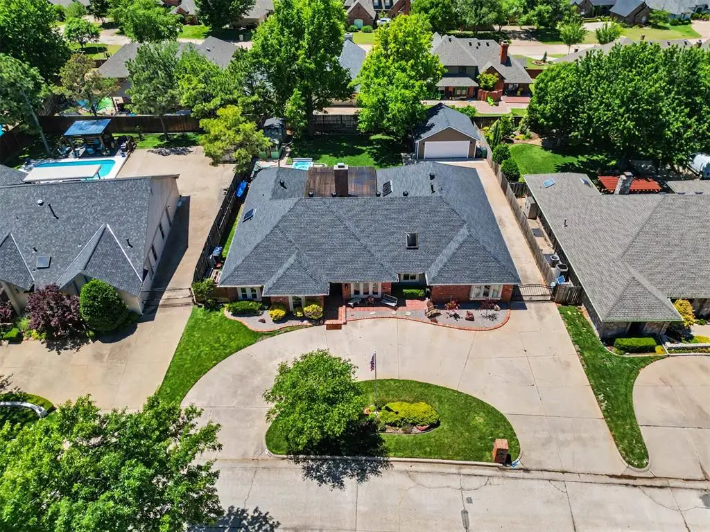 808 Glenridge Drive, Edmond, OK 73013 - #1