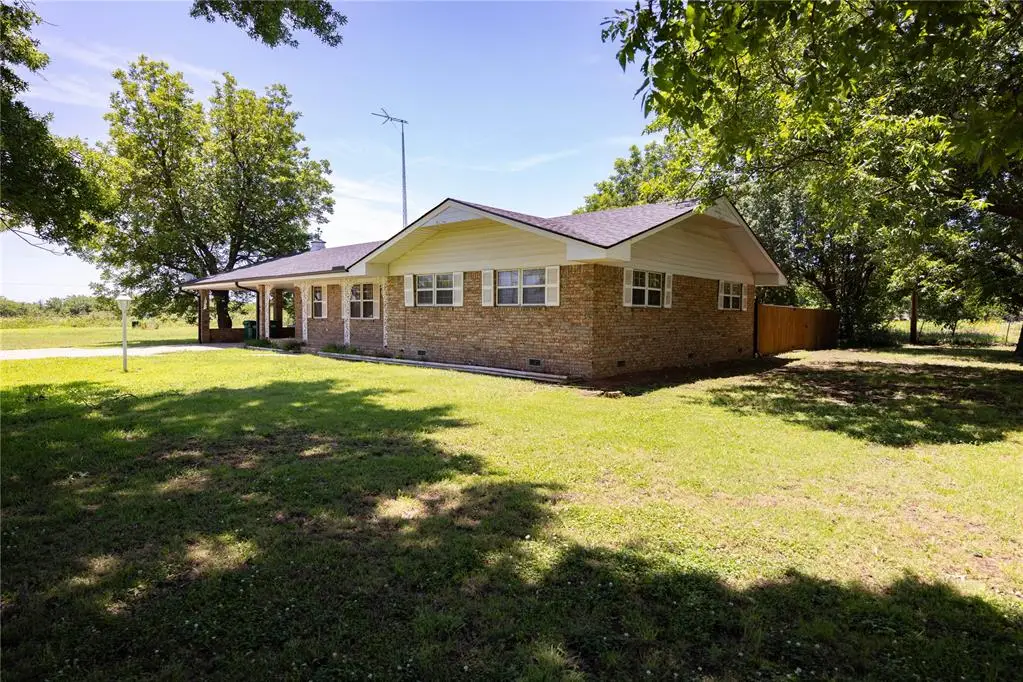 1020 S Rose Avenue, Glencoe, OK 74032 - #1