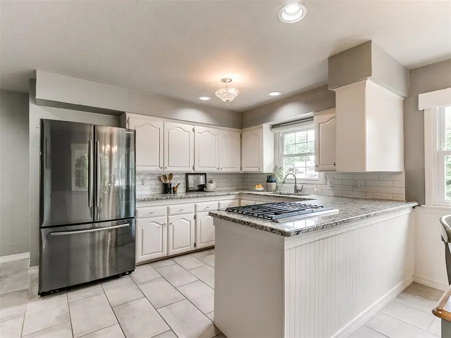9805 Chesterton Place, The Village, OK 73120 - #3