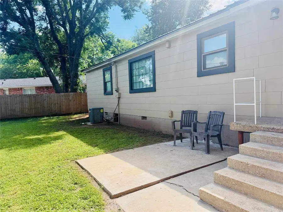 808 Roosevelt Street, Seminole, OK 74868 - #2