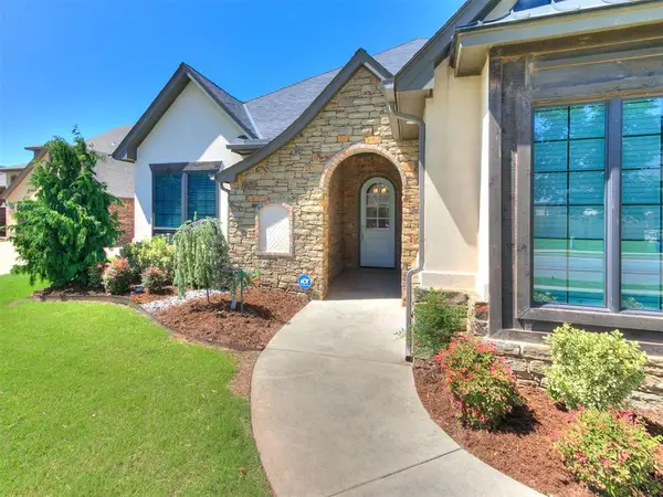624 Sailboat Bridge Way, Edmond, OK 73034