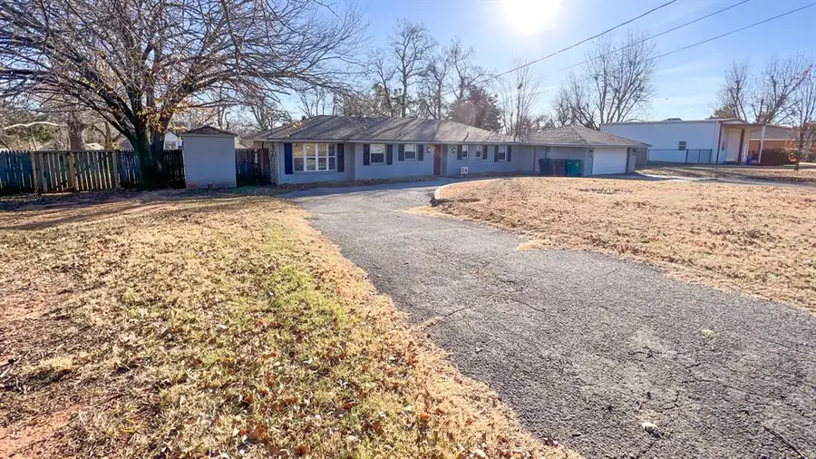 13408 Thompson Road, Edmond, OK 73013 - #2