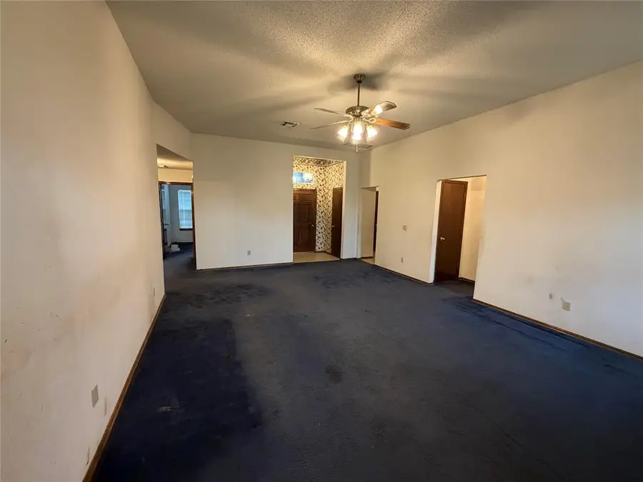 8509 Curtis Terrace, Oklahoma City, OK 73132 - #3