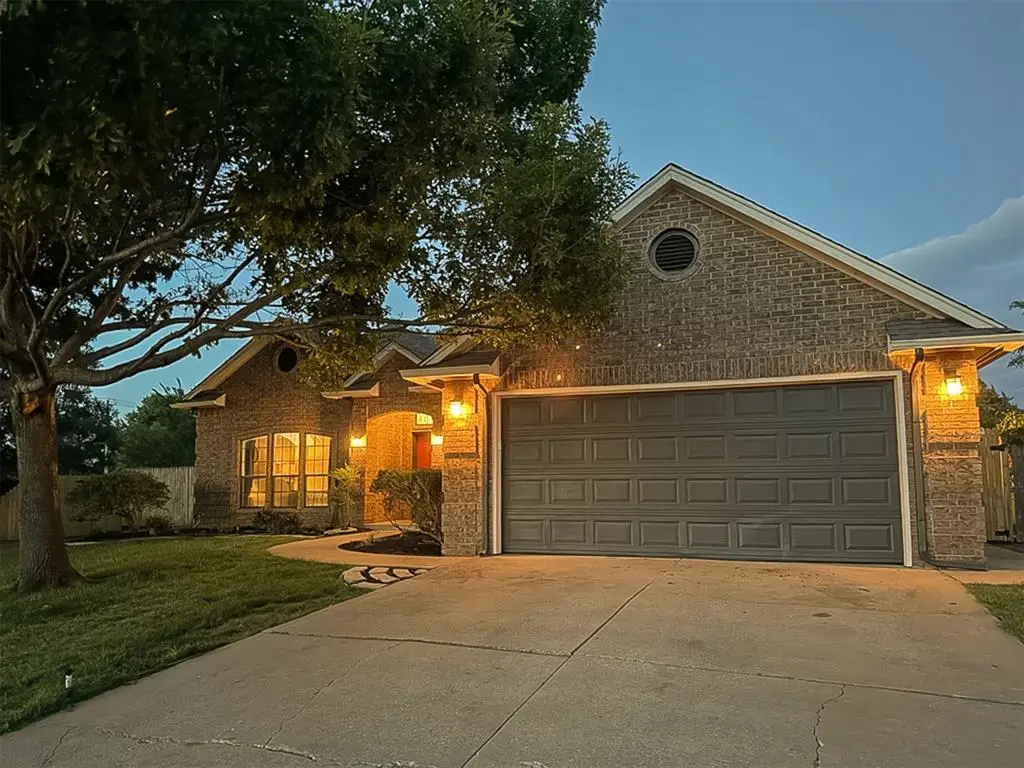 301 Whitman Court, Edmond, OK 73003 - #1