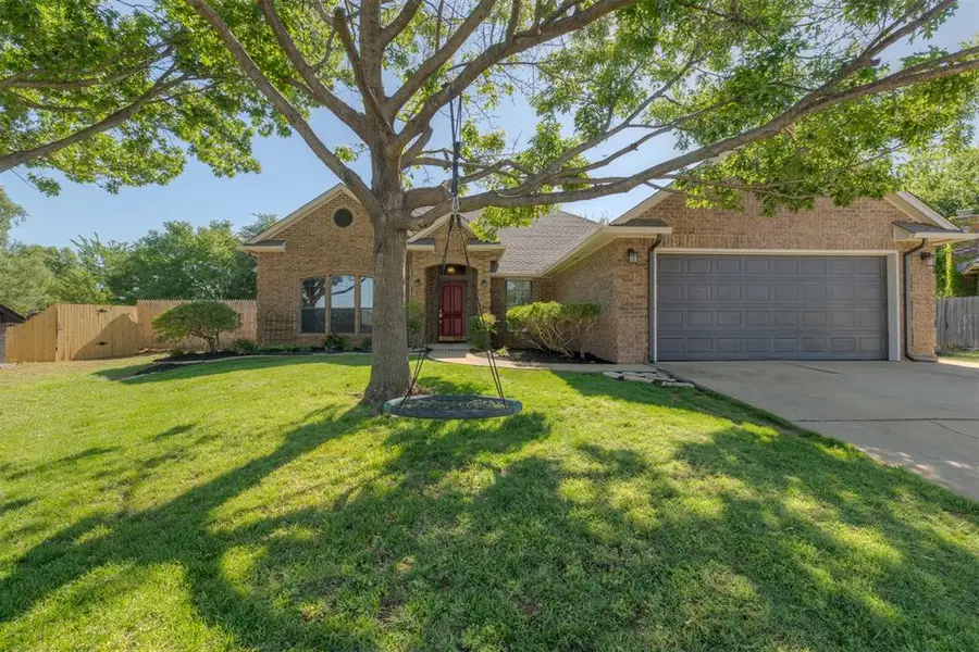 301 Whitman Court, Edmond, OK 73003 - #3