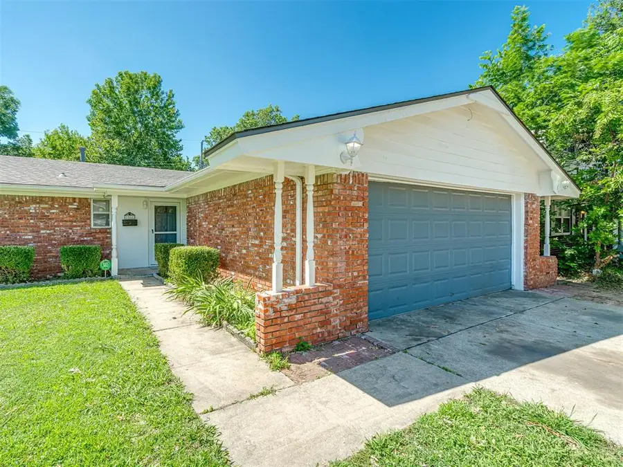 2516 SW 69th Street, Oklahoma City, OK 73159 - #2