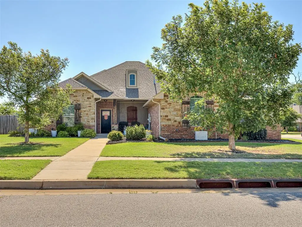 4612 Kentucky Ridge Drive, Mustang, OK 73064 - #1