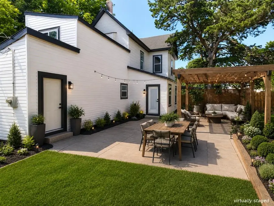 815 E Harrison Avenue, Guthrie, OK 73044 - #3