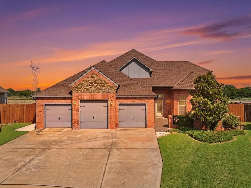 9329 NW 134th Terrace, Yukon, OK 73099 - #1