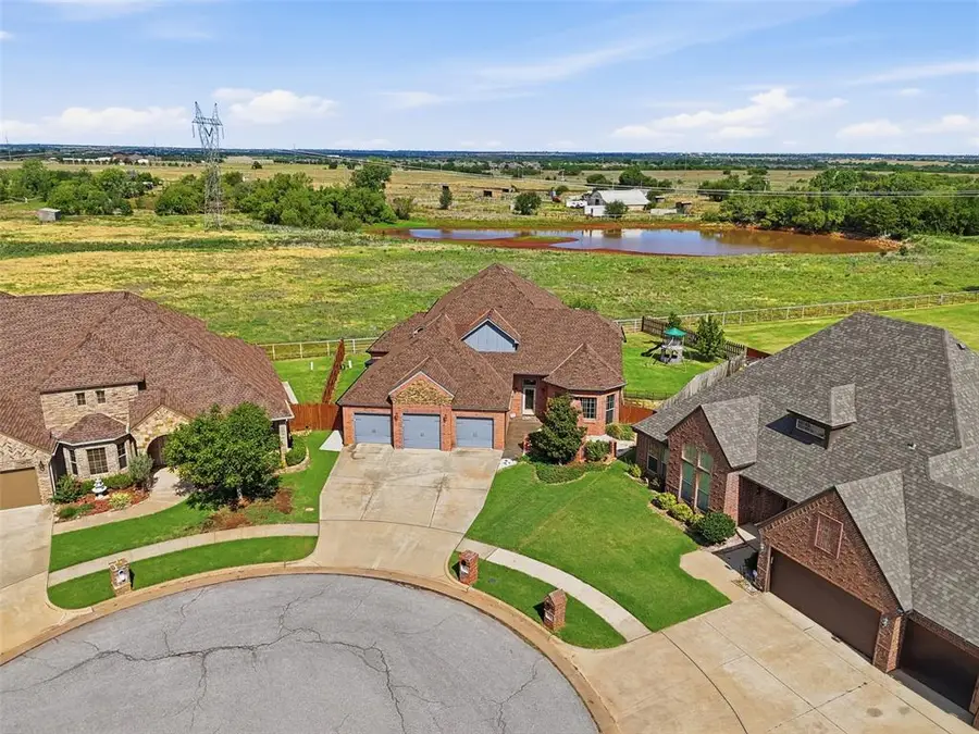 9329 NW 134th Terrace, Yukon, OK 73099 - #2
