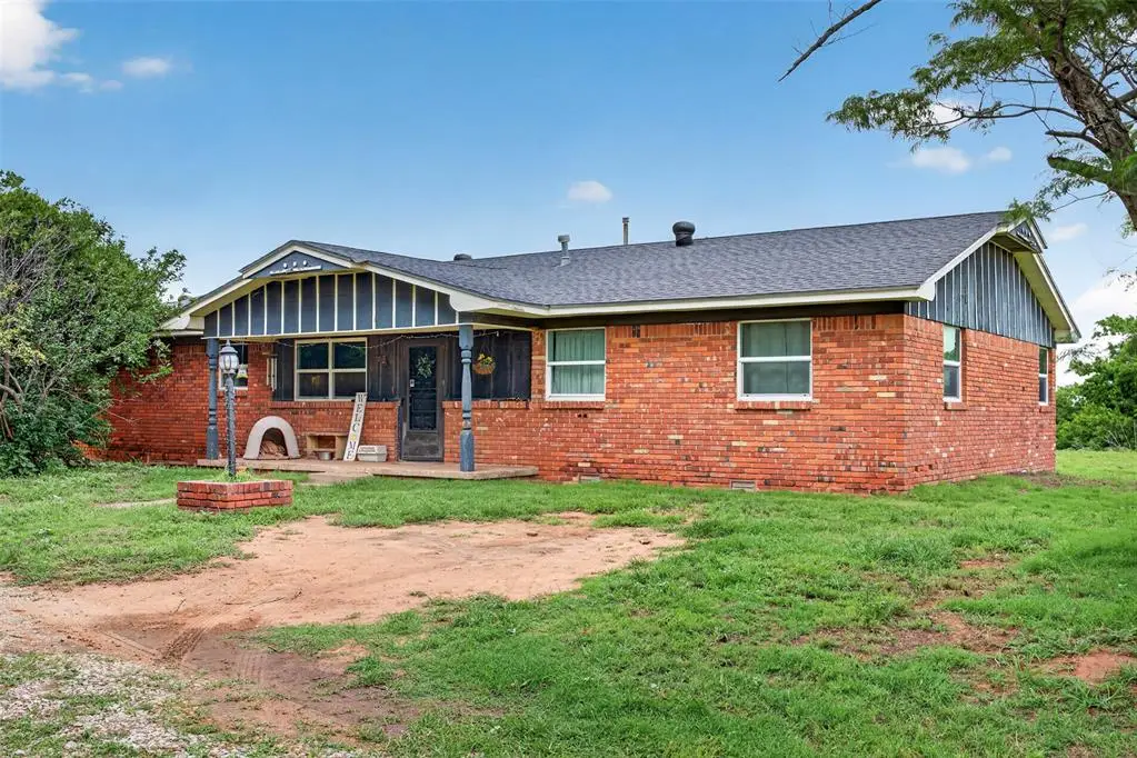 11500 SW 74th Street, Minco, OK 73059 - #1