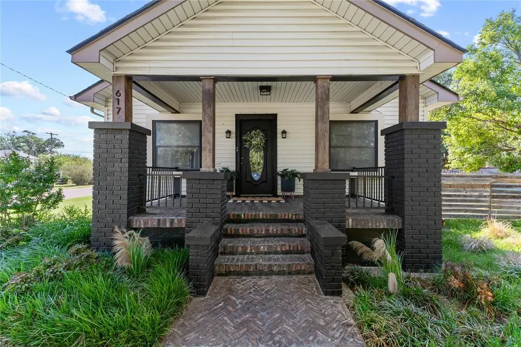 621 N 2nd Street, Okeene, OK 73763 - #1