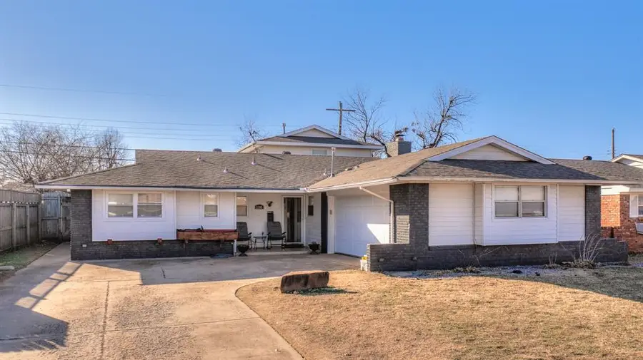 3105 N Viewpoint Drive, Midwest City, OK 73110 - #3